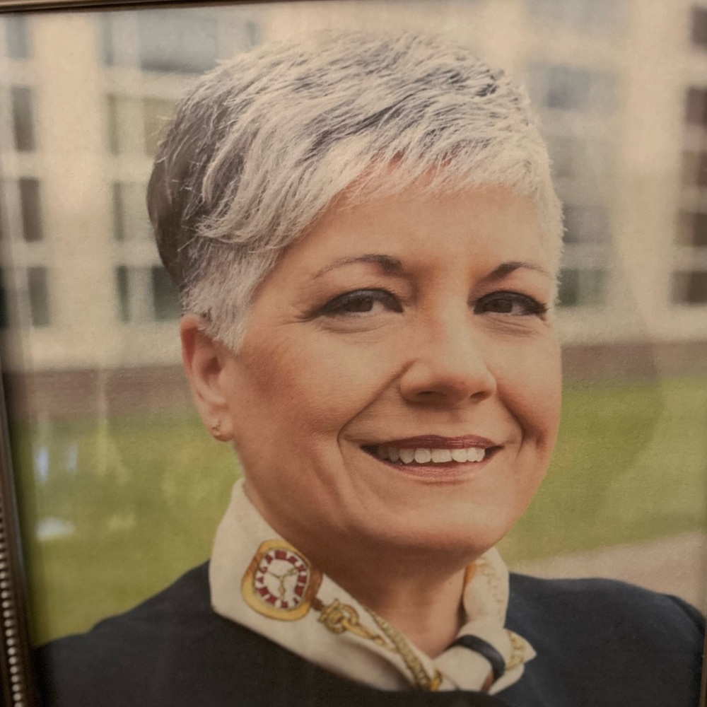 Meet your Posher, Sandra